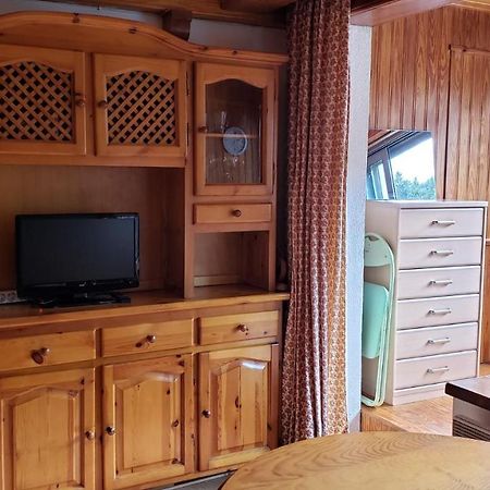 Studio In Residencia Maresme Neu - La Molina ラ・モリーナ エクステリア 写真
