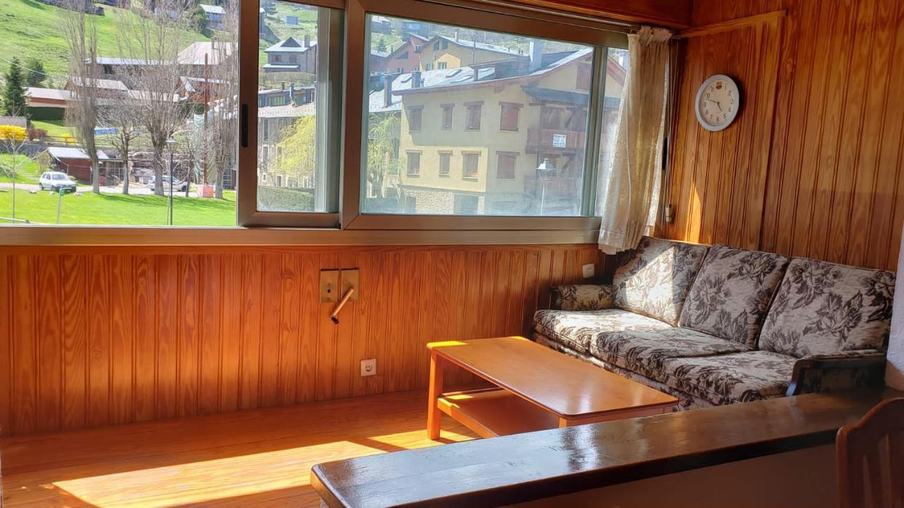 Studio In Residencia Maresme Neu - La Molina ラ・モリーナ エクステリア 写真