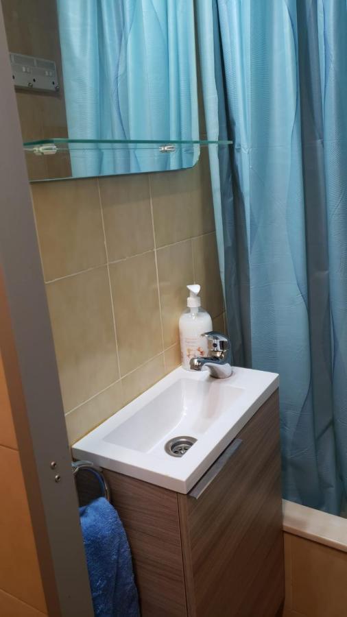 Studio In Residencia Maresme Neu - La Molina ラ・モリーナ エクステリア 写真