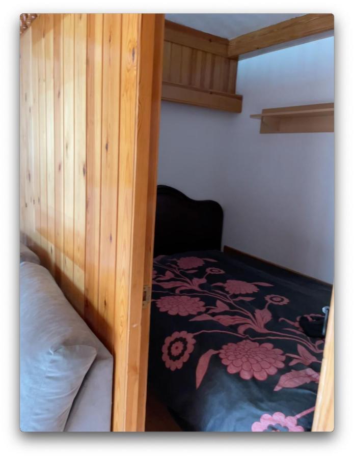 Studio In Residencia Maresme Neu - La Molina ラ・モリーナ エクステリア 写真